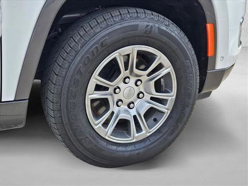Used 2022 Jeep Wagoneer Series I w/ Convenience Group I AWD/4WD image 24