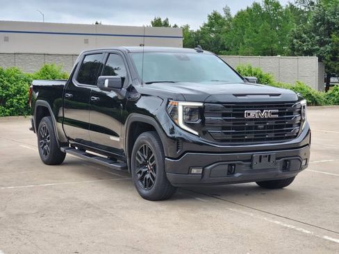 Used 2025 GMC Sierra 1500 Elevation w/ Elevation Premium Package RWD image 3