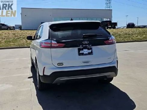 Used 2023 Ford Edge SEL w/ Cargo Accessory Package image 7