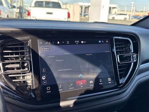 Used 2024 Dodge Durango GT image 21