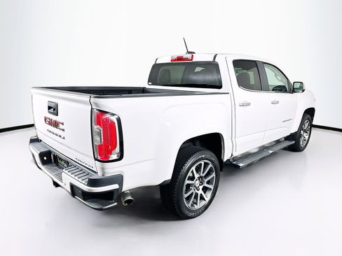 Used 2022 GMC Canyon Denali image 9