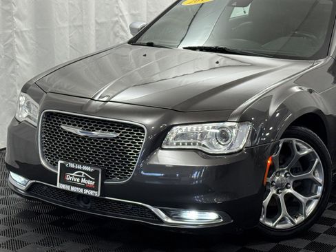 Used 2017 Chrysler 300 C Platinum w/ Safetytec Group II image 5