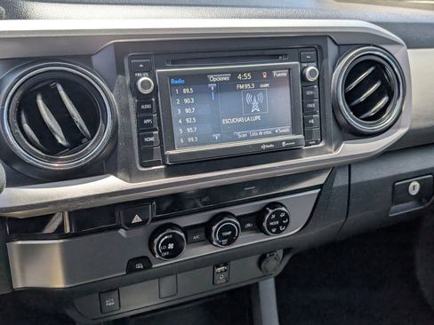 Used 2016 Toyota Tacoma SR5 w/ SR5 Appearance Package (SN) RWD image 19