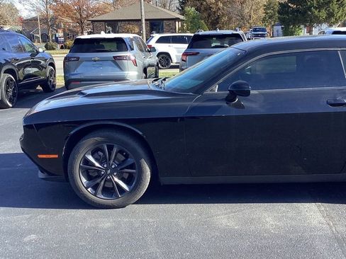 Used 2020 Dodge Challenger SXT w/ Blacktop Package image 2
