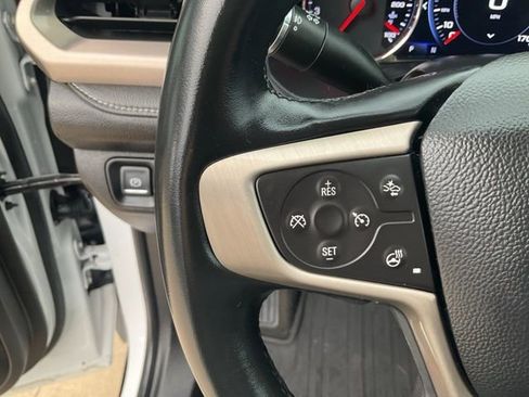 Used 2023 GMC Acadia Denali w/ Denali Technology Package image 11