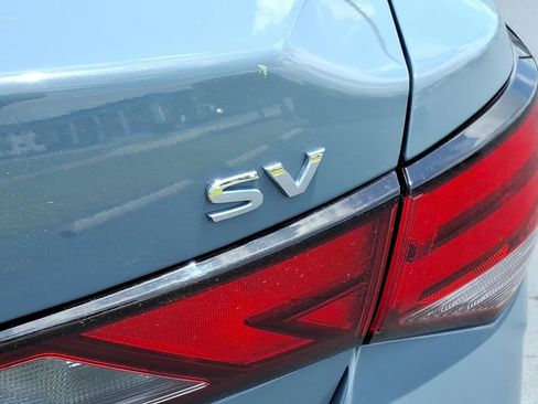 Used 2024 Nissan Sentra SV FWD image 10