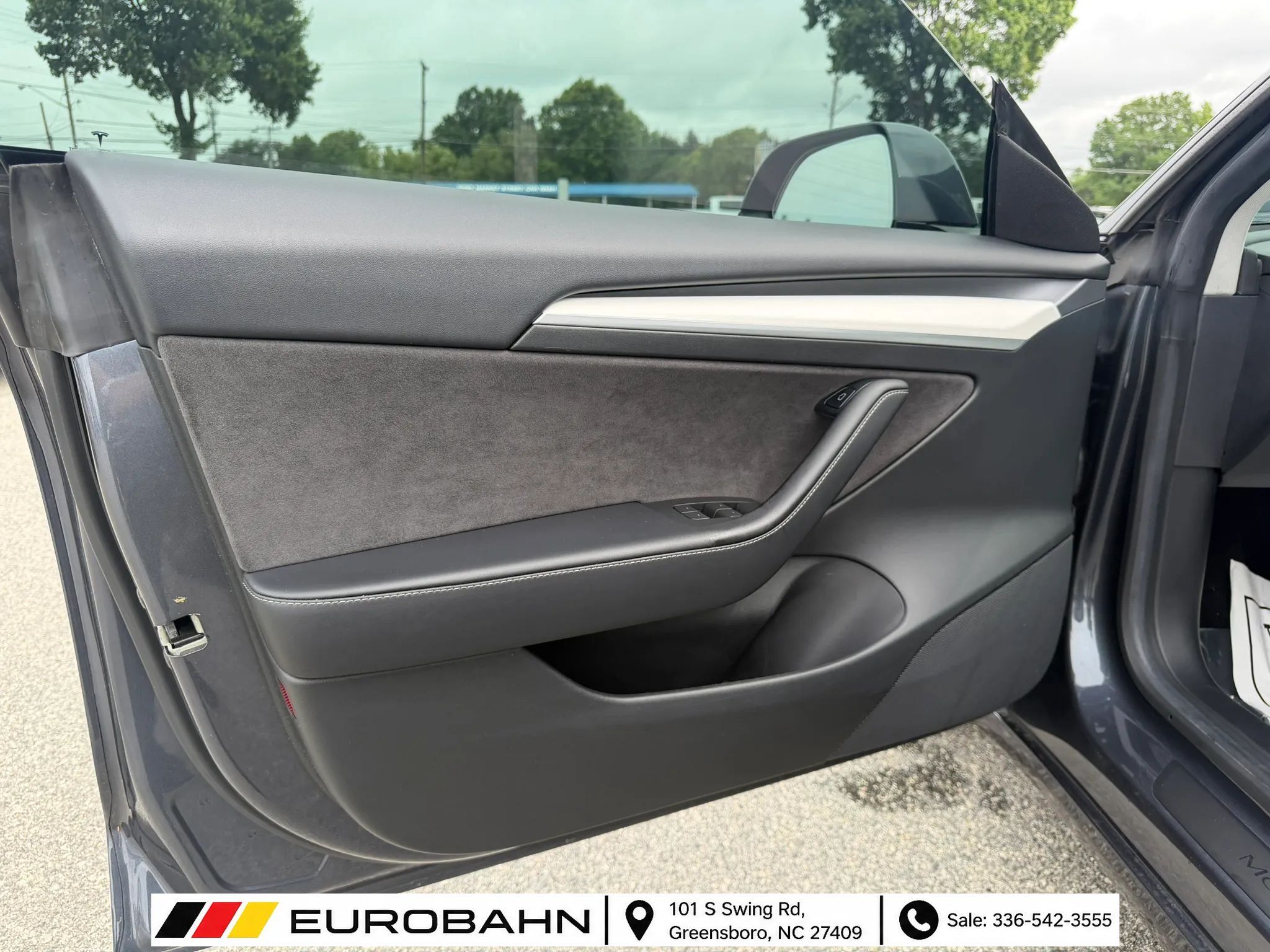 Used 2021 Tesla Model 3 Performance AWD/4WD image 9