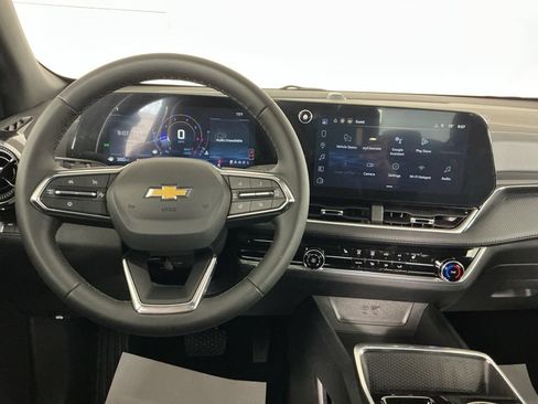 New 2026 Chevrolet Equinox LT AWD/4WD image 14