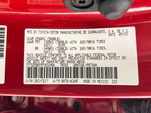 Used 2023 Toyota Tacoma TRD Off-Road AWD/4WD image 27