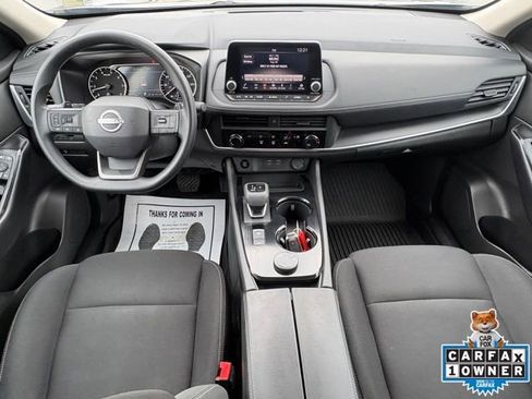 Used 2025 Nissan Rogue S image 17