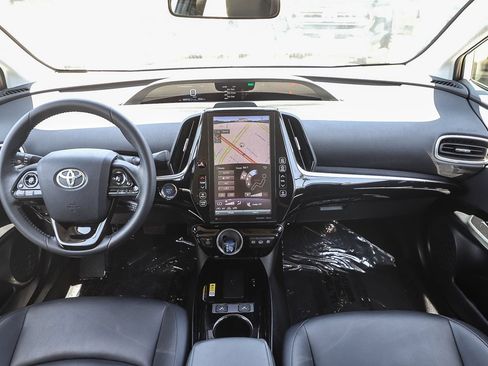 Certified 2022 Toyota Prius Prime XLE FWD image 12