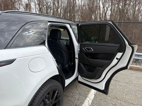 New 2026 Land Rover Range Rover Velar Dynamic SE AWD/4WD image 16