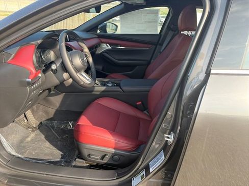 New 2026 MAZDA MAZDA3 Hatchback w/Premium Plus Pkg AWD/4WD image 17