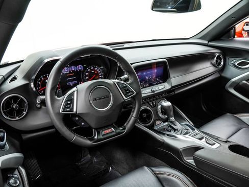Used 2022 Chevrolet Camaro SS RWD image 5