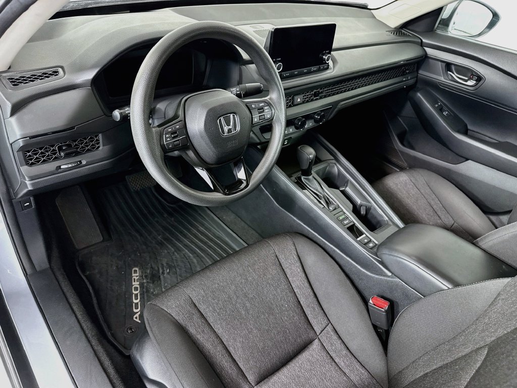 Certified 2023 Honda Accord LX image 9