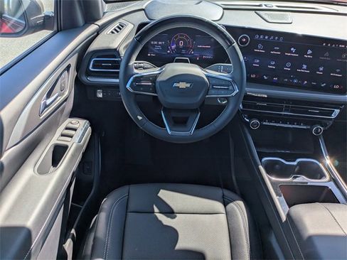 New 2026 Chevrolet Traverse LT w/ Enhanced Driving Package image 19