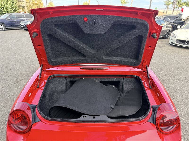 Used 2002 Ford Thunderbird RWD image 22