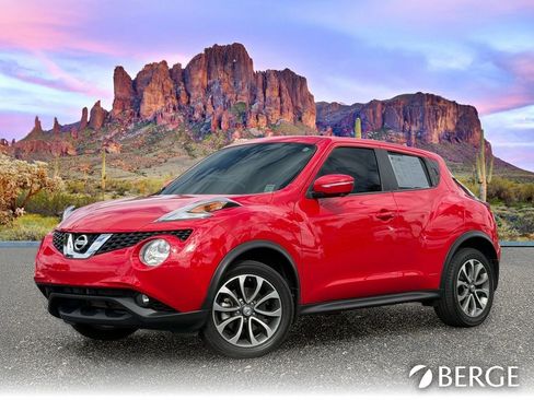 Used 2017 Nissan Juke SL image 2