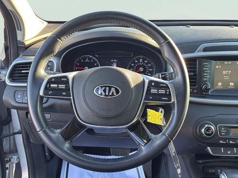 Used 2020 Kia Sorento LX w/ LX I4 Convenience Package image 28