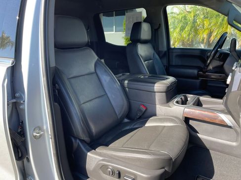 Used 2019 GMC Sierra 1500 SLT w/ SLT Premium Plus Package AWD/4WD image 25