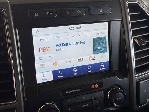 Used 2020 Ford F250 XLT w/ XLT Premium Package image 13