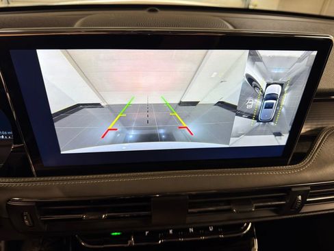 Used 2024 Lincoln Corsair AWD w/ Equipment Group 101A image 13