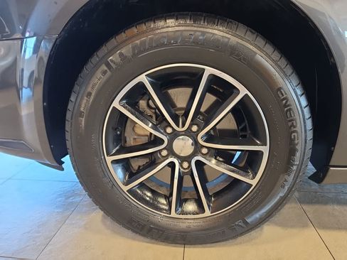 Used 2018 Dodge Grand Caravan GT FWD image 15