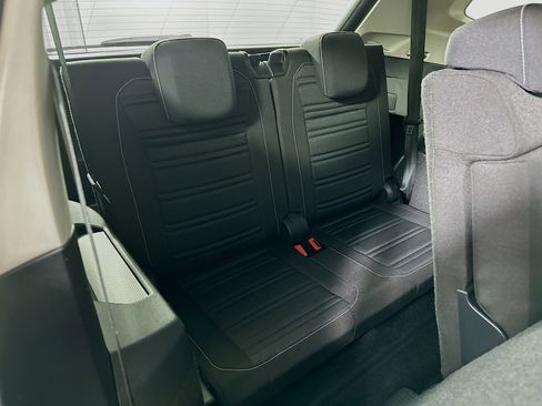 Used 2024 Volkswagen Tiguan S FWD image 33