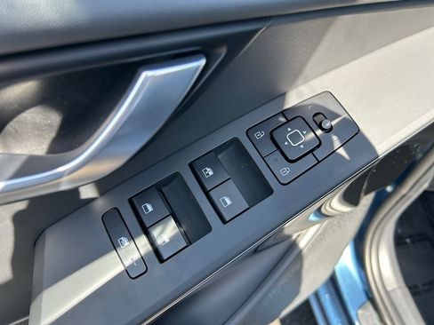 Used 2025 Kia Niro Wind w/ Wind Preserve Package FWD image 23