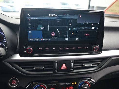 Used 2023 Kia Forte GT-Line image 19