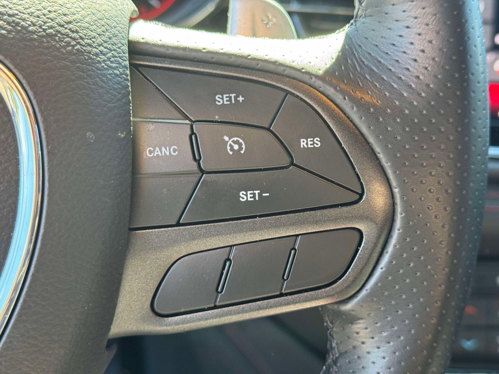 Used 2025 Dodge Durango R/T w/ Blacktop Package AWD/4WD image 21