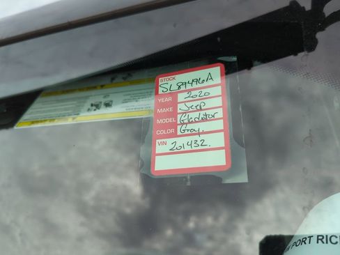 Used 2020 Jeep Gladiator Sport w/ Quick Order Package 24S image 5