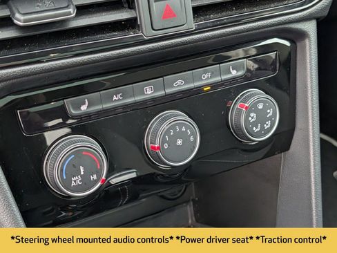 Used 2023 Volkswagen Taos SE image 7