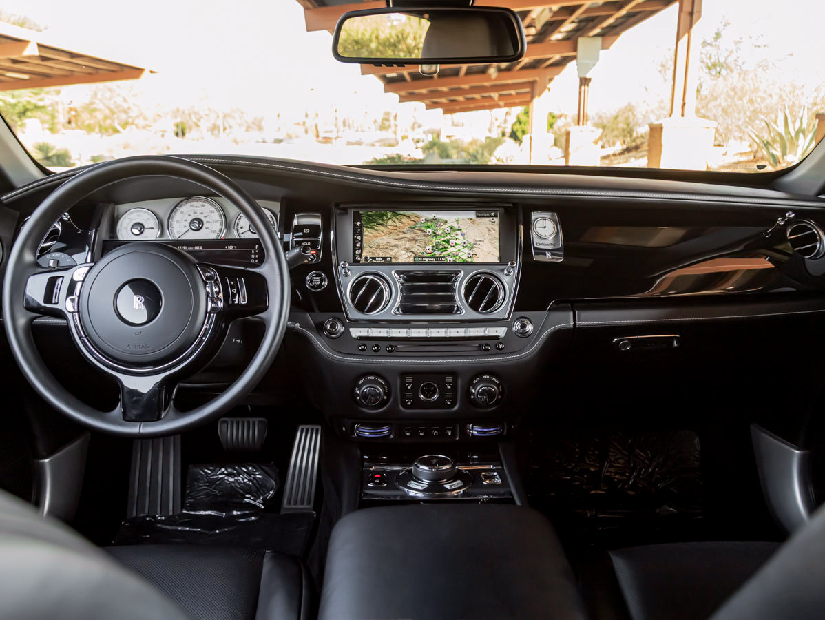 Certified 2018 Rolls-Royce Dawn RWD image 4