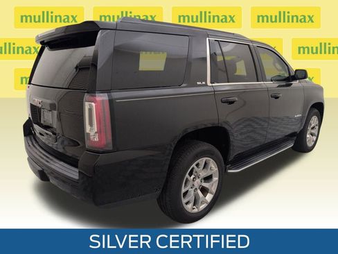 Used 2018 GMC Yukon SLE w/ SLE Value Package image 3