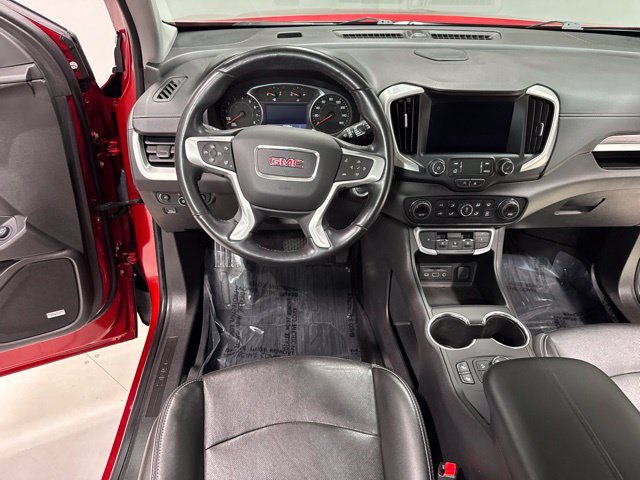 Used 2022 GMC Terrain SLT w/ Infotainment Package II FWD image 16