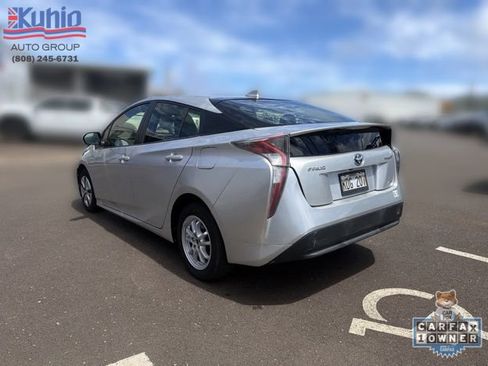 Used 2018 Toyota Prius Two FWD image 24