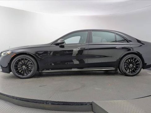 Used 2023 Mercedes-Benz S 500 4MATIC image 3