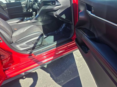 Used 2023 Toyota Camry XSE w/ Navigation Package image 10