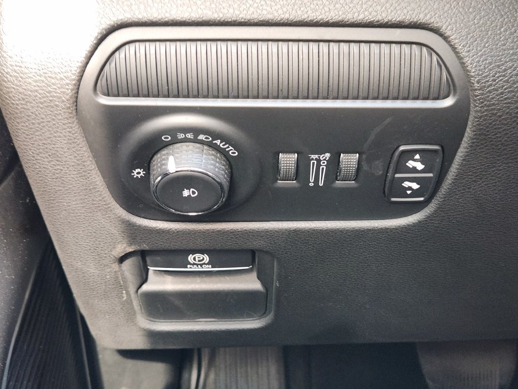 Used 2022 Jeep Wagoneer Series I w/ Convenience Group I RWD image 23