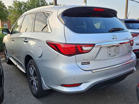 Used 2019 INFINITI QX60 Luxe w/ Essential Package AWD/4WD image 4