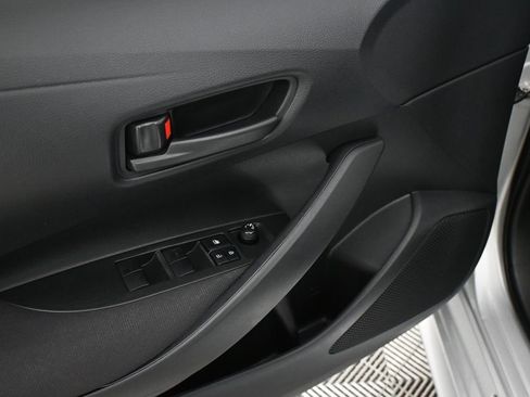 Used 2023 Toyota Corolla LE image 8