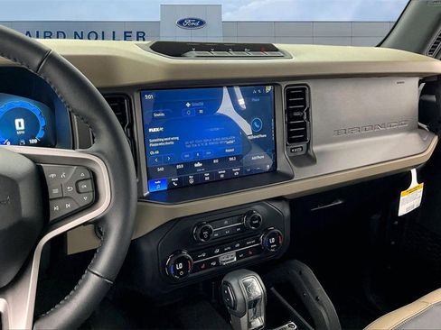 New 2025 Ford Bronco Big Bend w/ Black Diamond Package image 6