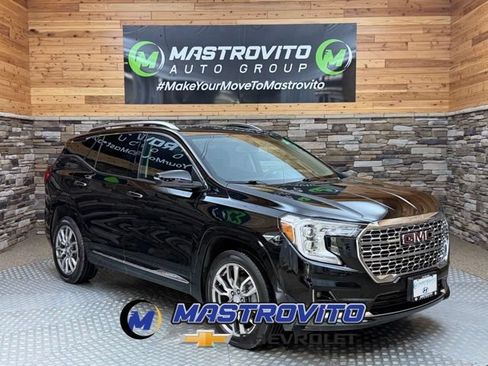 Used 2023 GMC Terrain Denali w/ LPO, Floor Liner Package AWD/4WD image 1