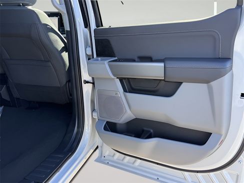 New 2026 Ford F350 XLT w/ XLT Premium Package image 28