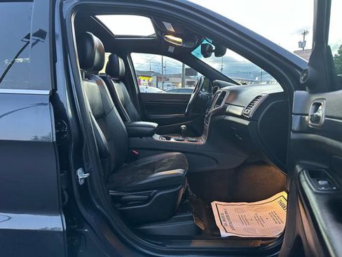 Used 2014 Jeep Grand Cherokee Altitude AWD/4WD image 18