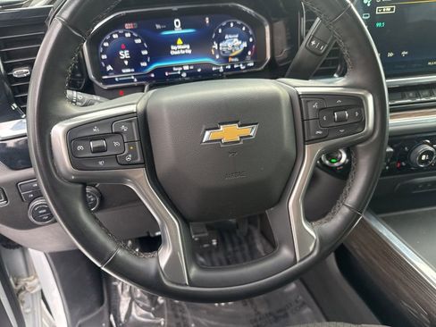 Used 2025 Chevrolet Silverado 3500 LT image 14