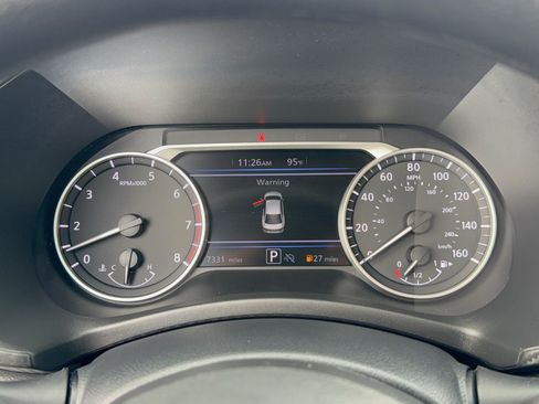 Used 2025 Nissan Sentra SV FWD image 26