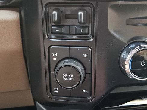 New 2026 Ford F250 Lariat w/ Lariat Premium Package AWD/4WD image 17