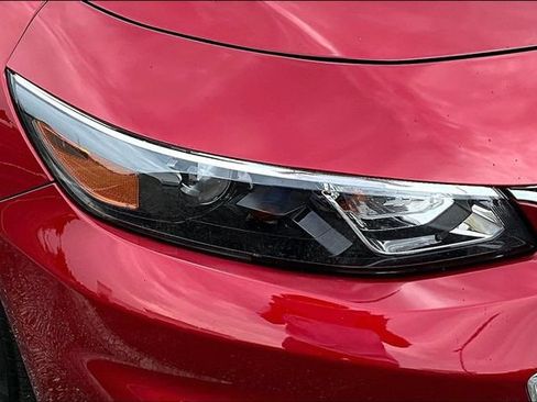 Used 2018 Chevrolet Malibu LT FWD image 30
